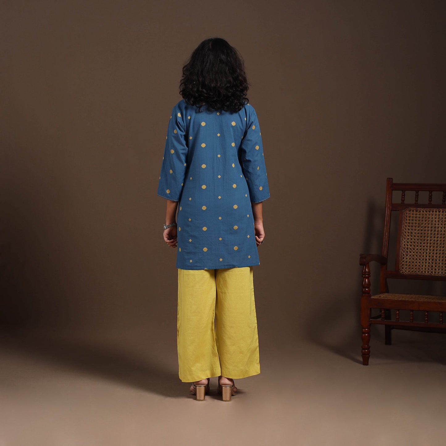 Blue - cotton short jacquard kurta with hand embroidery 01