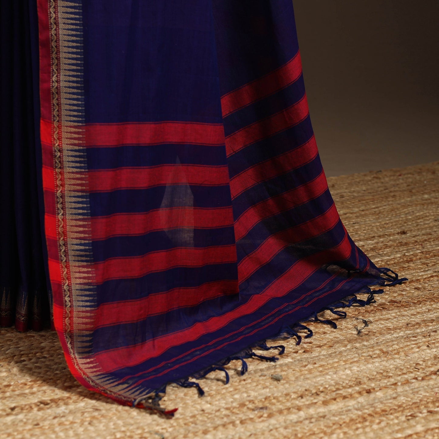 Dharwad cotton saree with border 06 - handcrafted