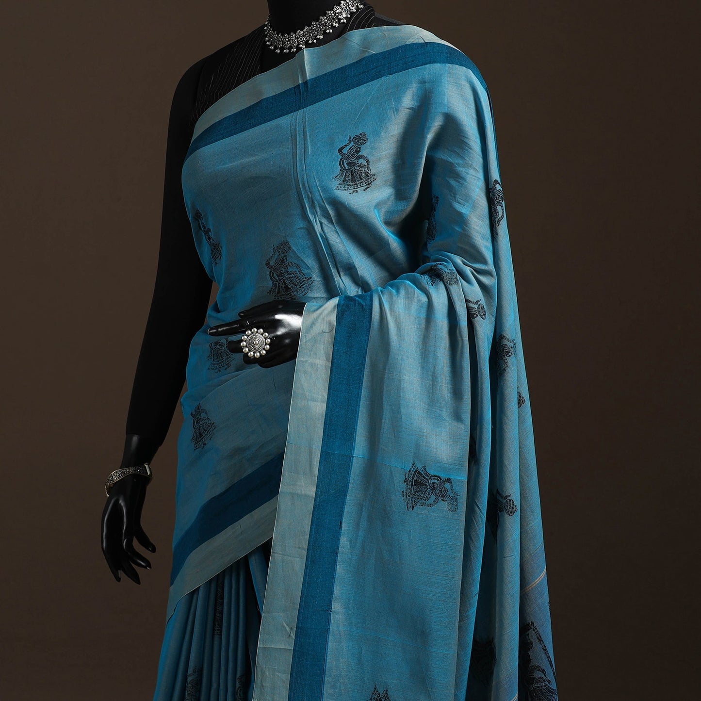 Dharwad cotton saree with thread buta 09 - handcrafted