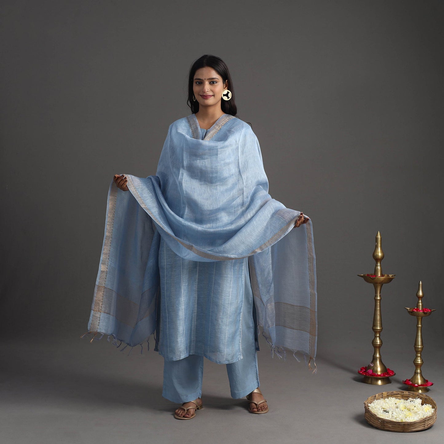 Buy Blue Elegant Linen Silk Handloom Plain Kurta Set