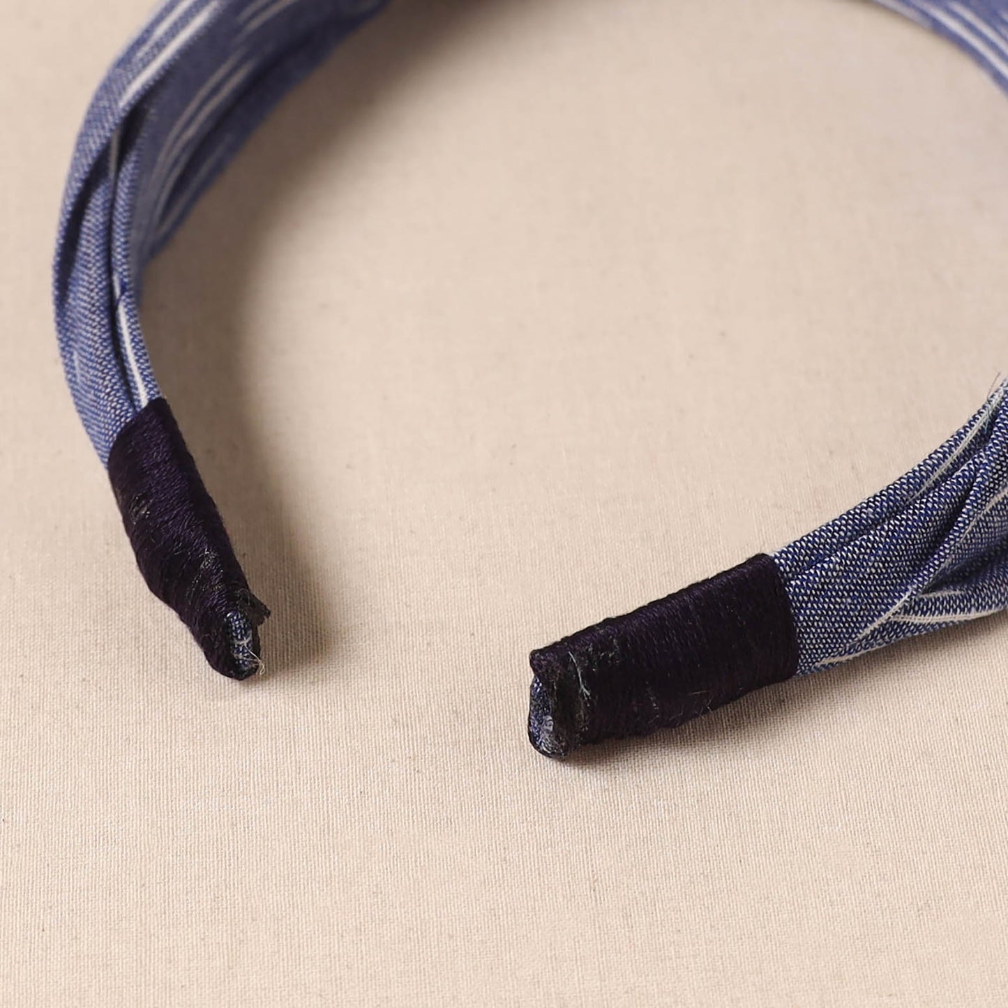 Fabart knotted hair band 10 - handcrafted