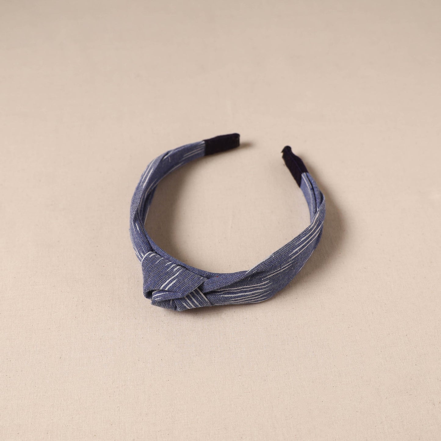 Fabart knotted hair band 10 - handcrafted