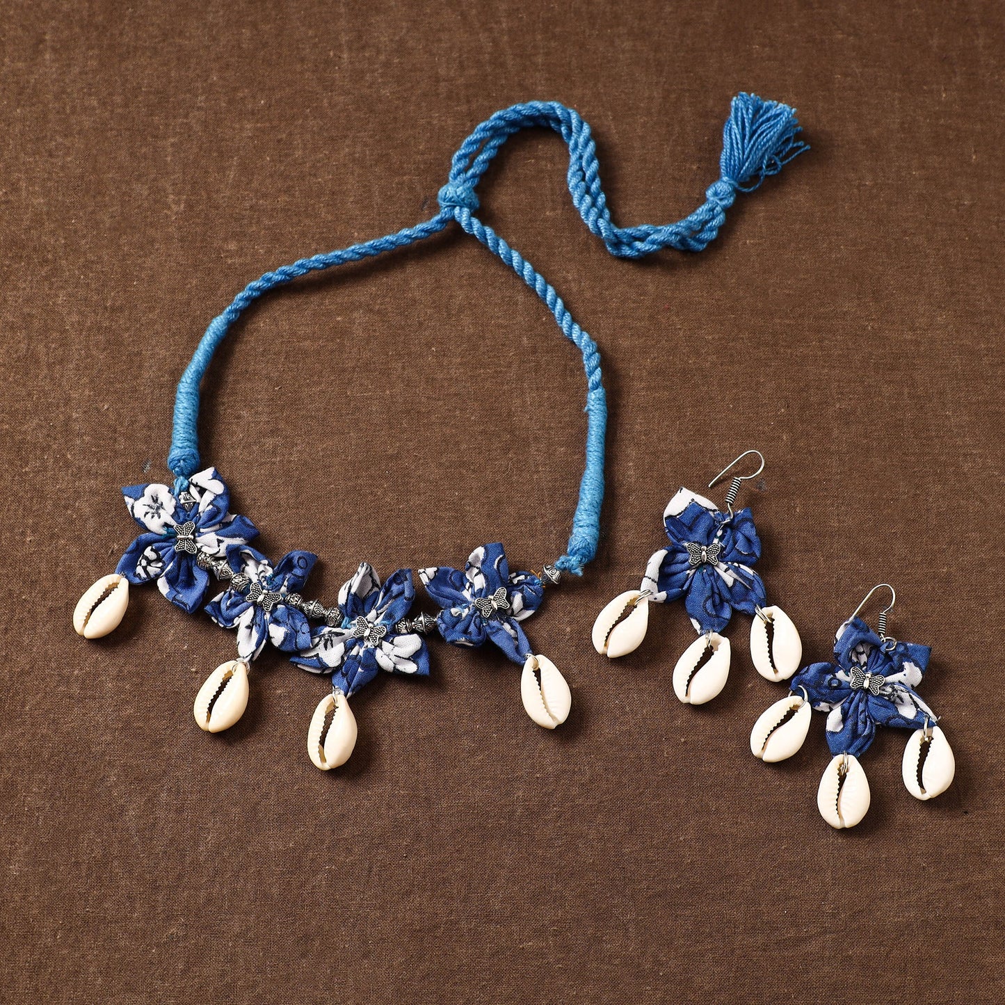  Fabart Phool Kali Shell Choker Necklace Set 