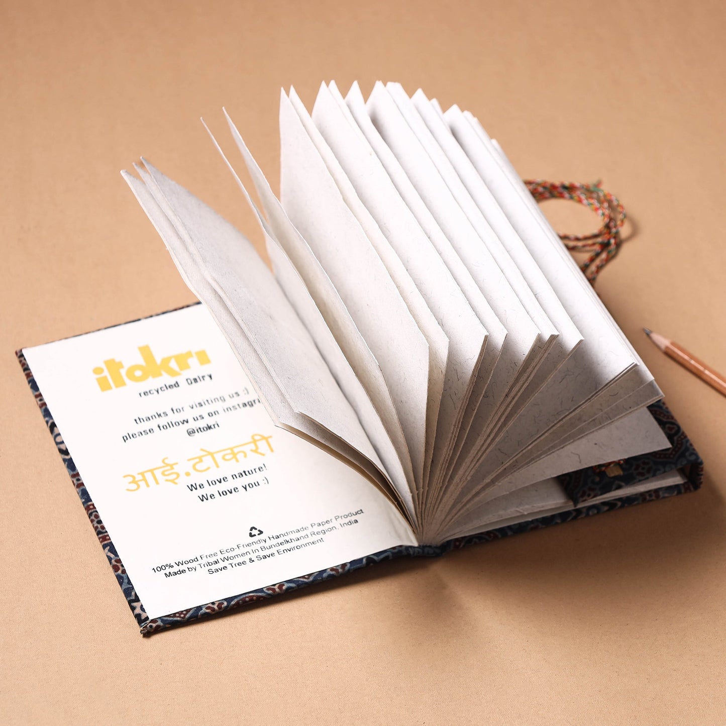  Fabric Cover Handmade Paper Notebook with Thread Lock 