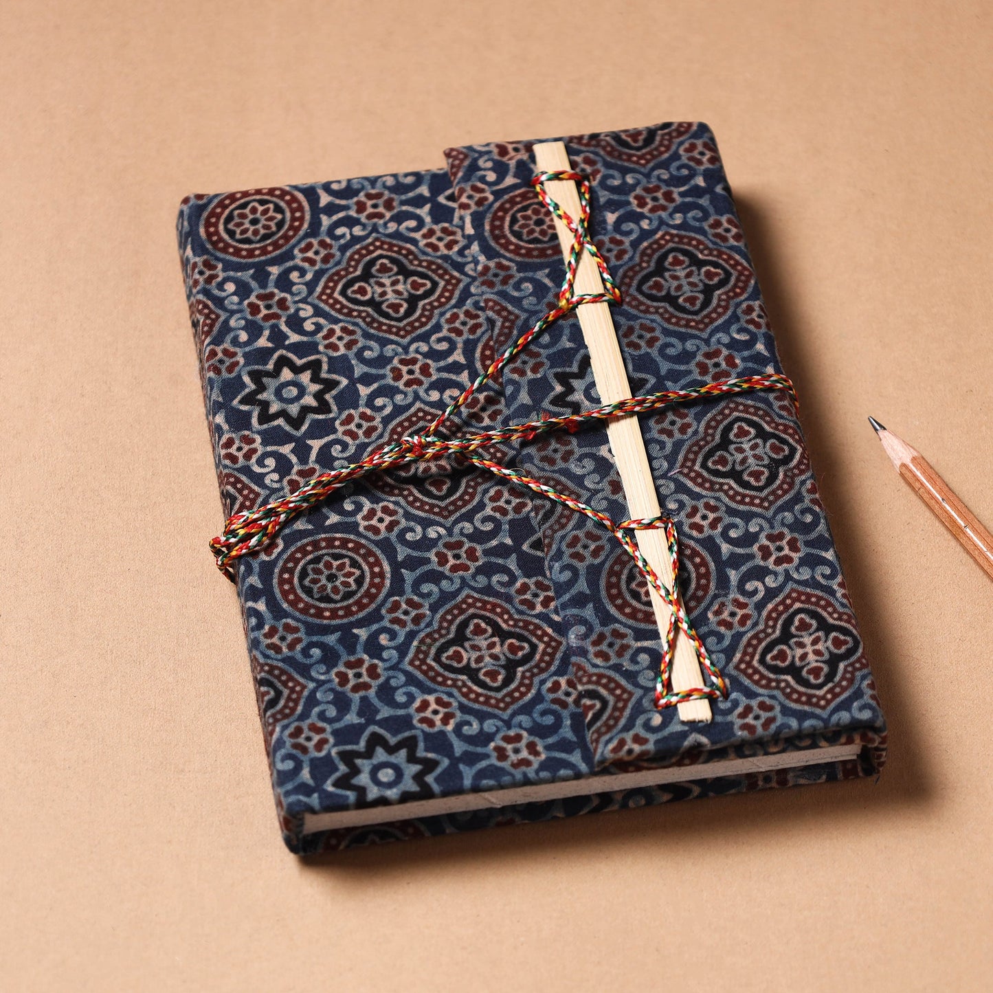  Fabric Cover Handmade Paper Notebook with Thread Lock 