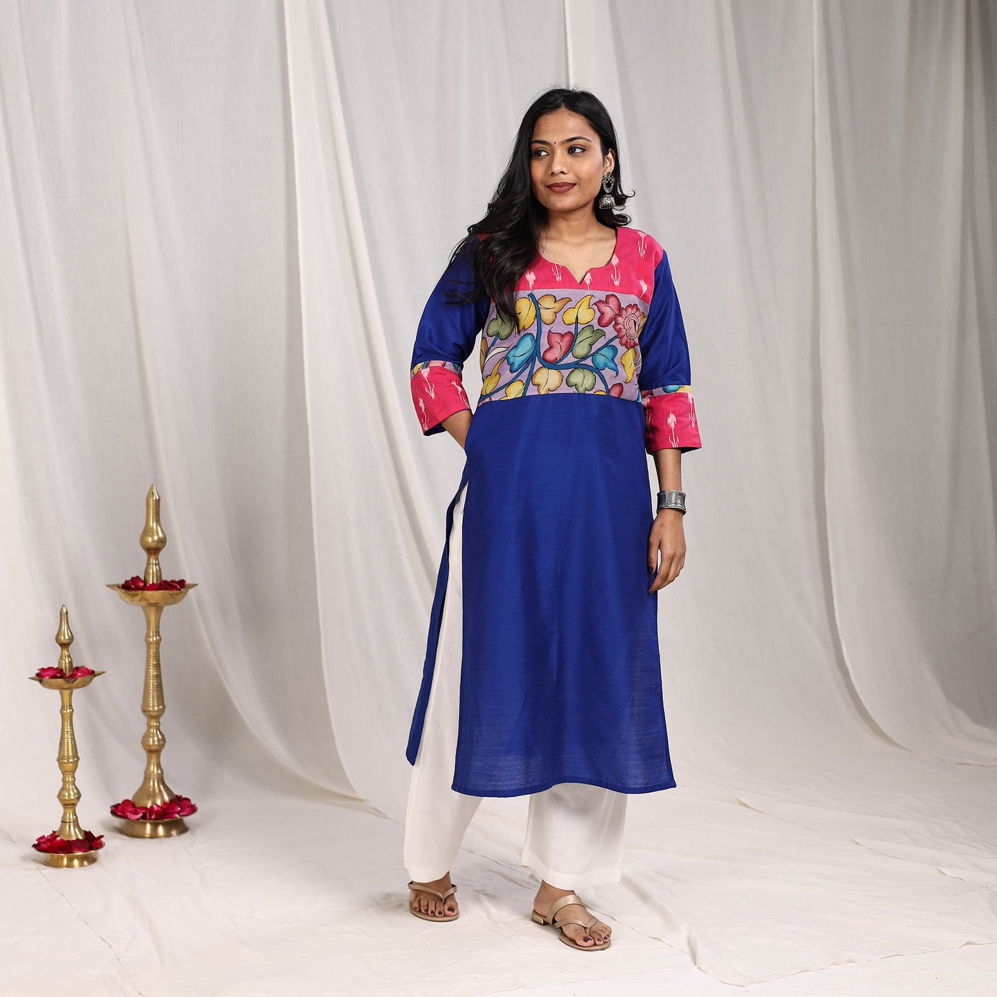 Blue Fiza Slub Silk Straight Plain Kurta with Patchwork