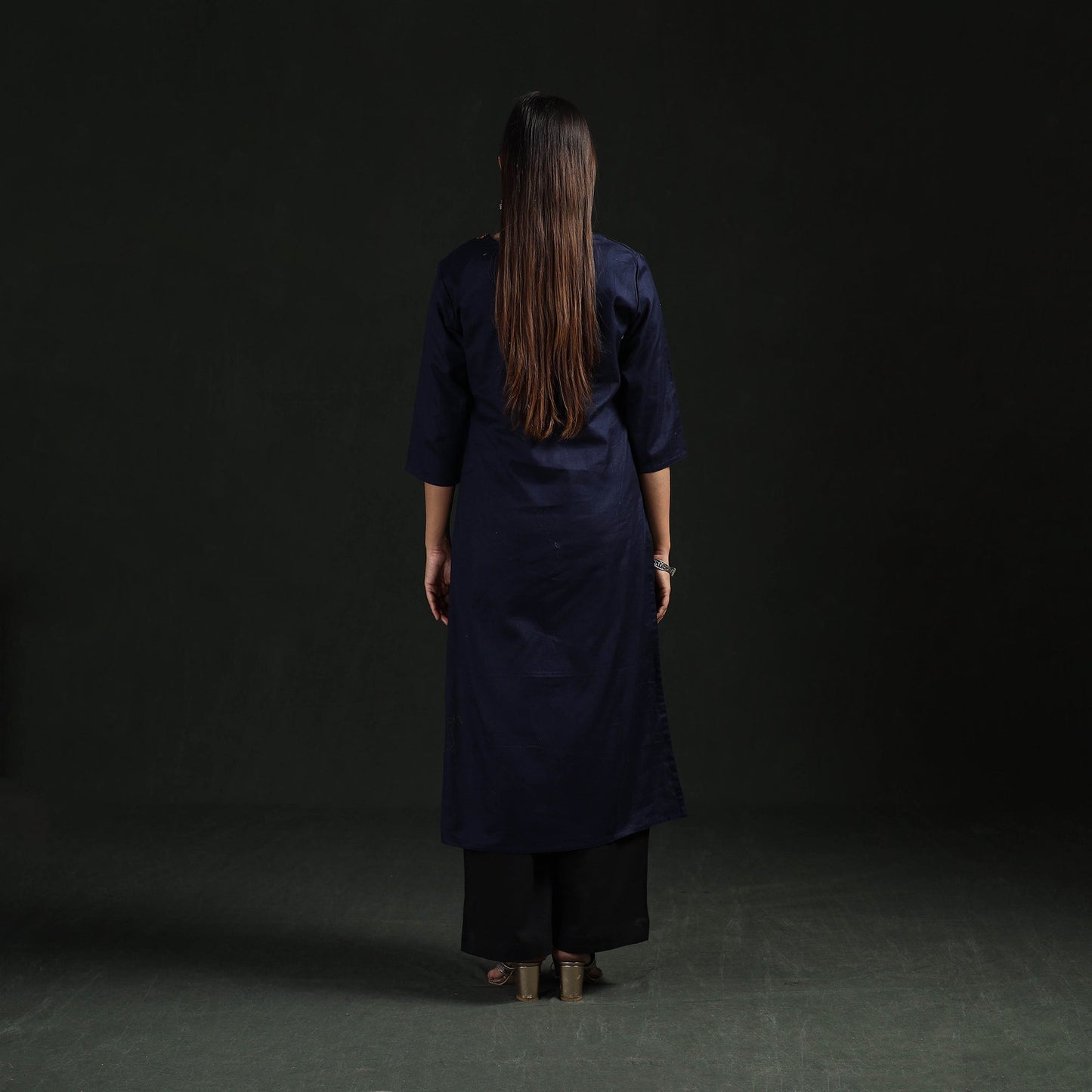 Flex cotton plain hand embroidered straight kurta for women