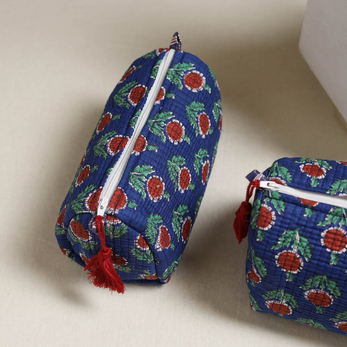 Floral hand block print quilted toiletry bags (set of 3) 04