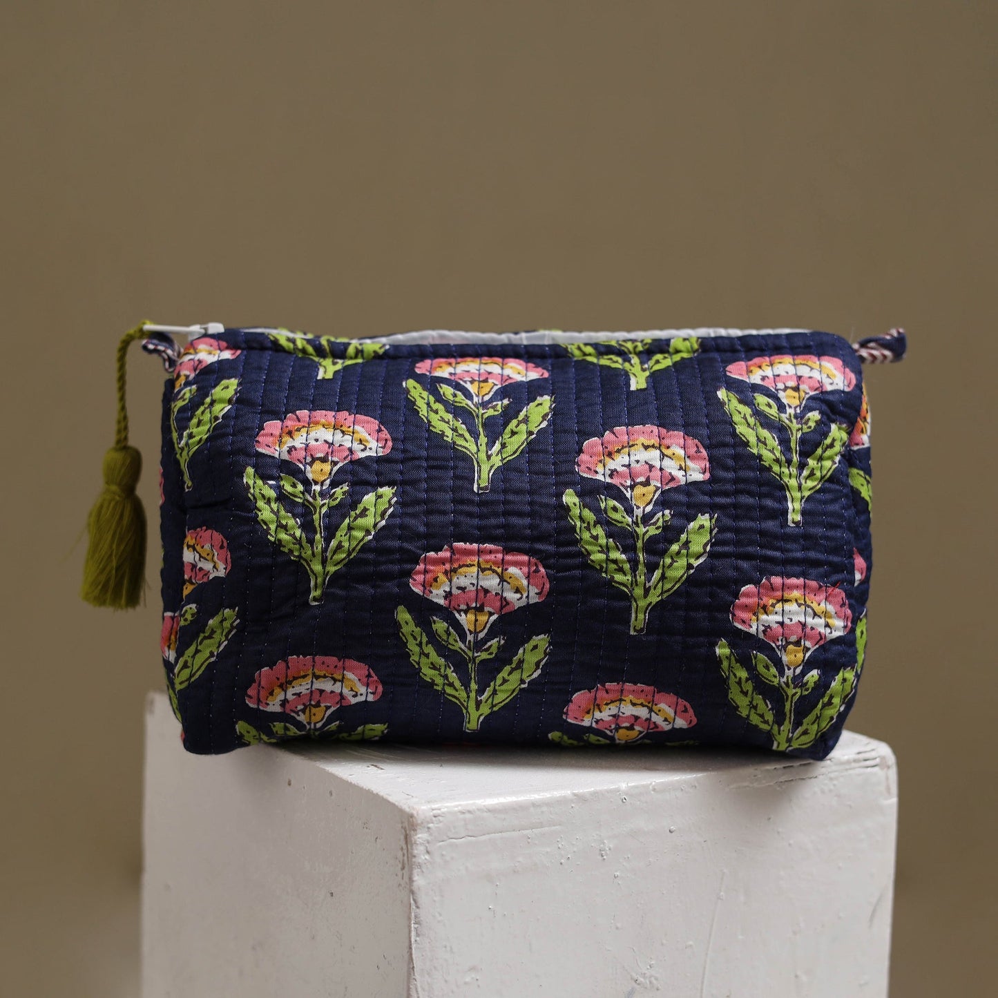 Floral hand block print quilted toiletry bags (set of 3) 07