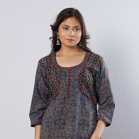 Buy Indigo Red Geometric Buta Ajrakh Block Printed Cotton Long Kurta Online l iTokri.com