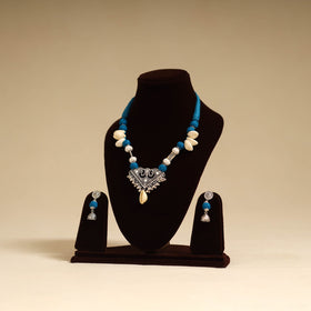 Blue - german silver necklace set with thread beads 03