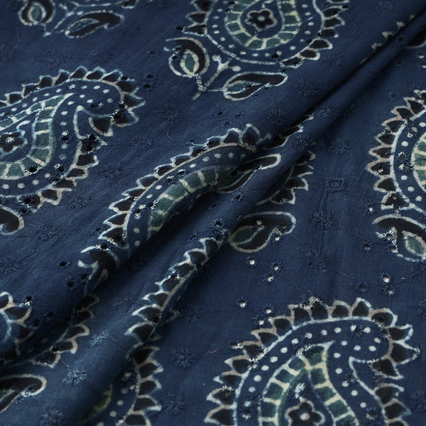 Hakoba natural dyed cotton fabric 23 - handcrafted