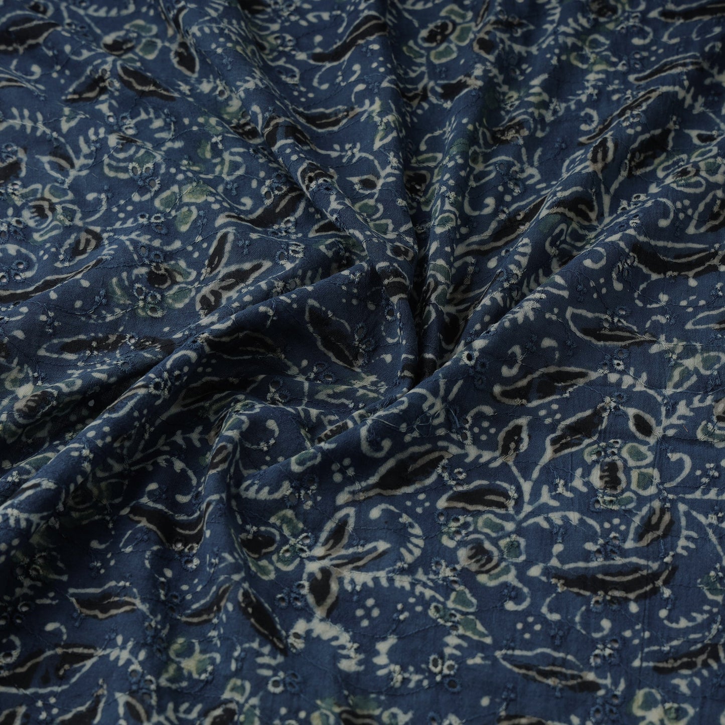 Hakoba natural dyed cotton fabric 28 - handcrafted