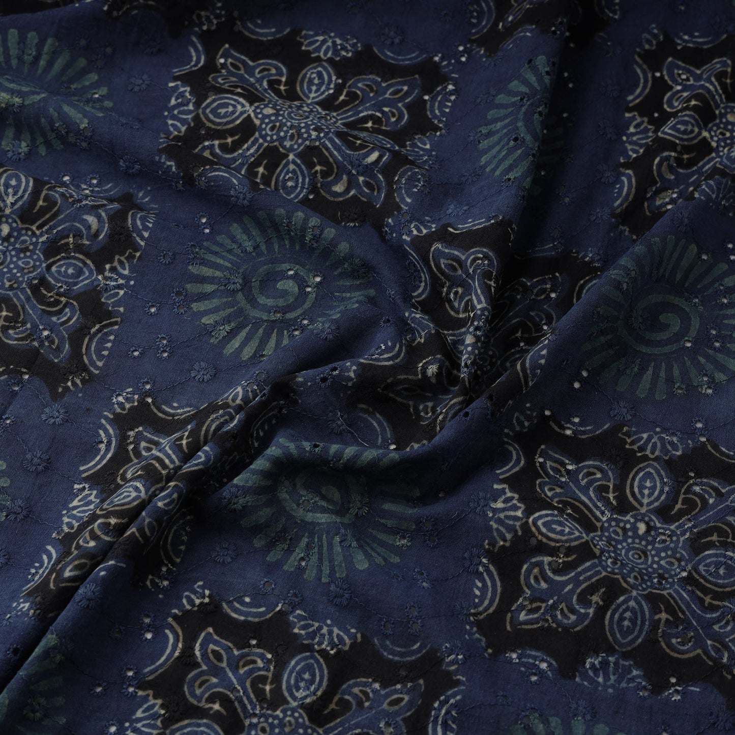 Hakoba natural dyed cotton fabric 30 - handcrafted