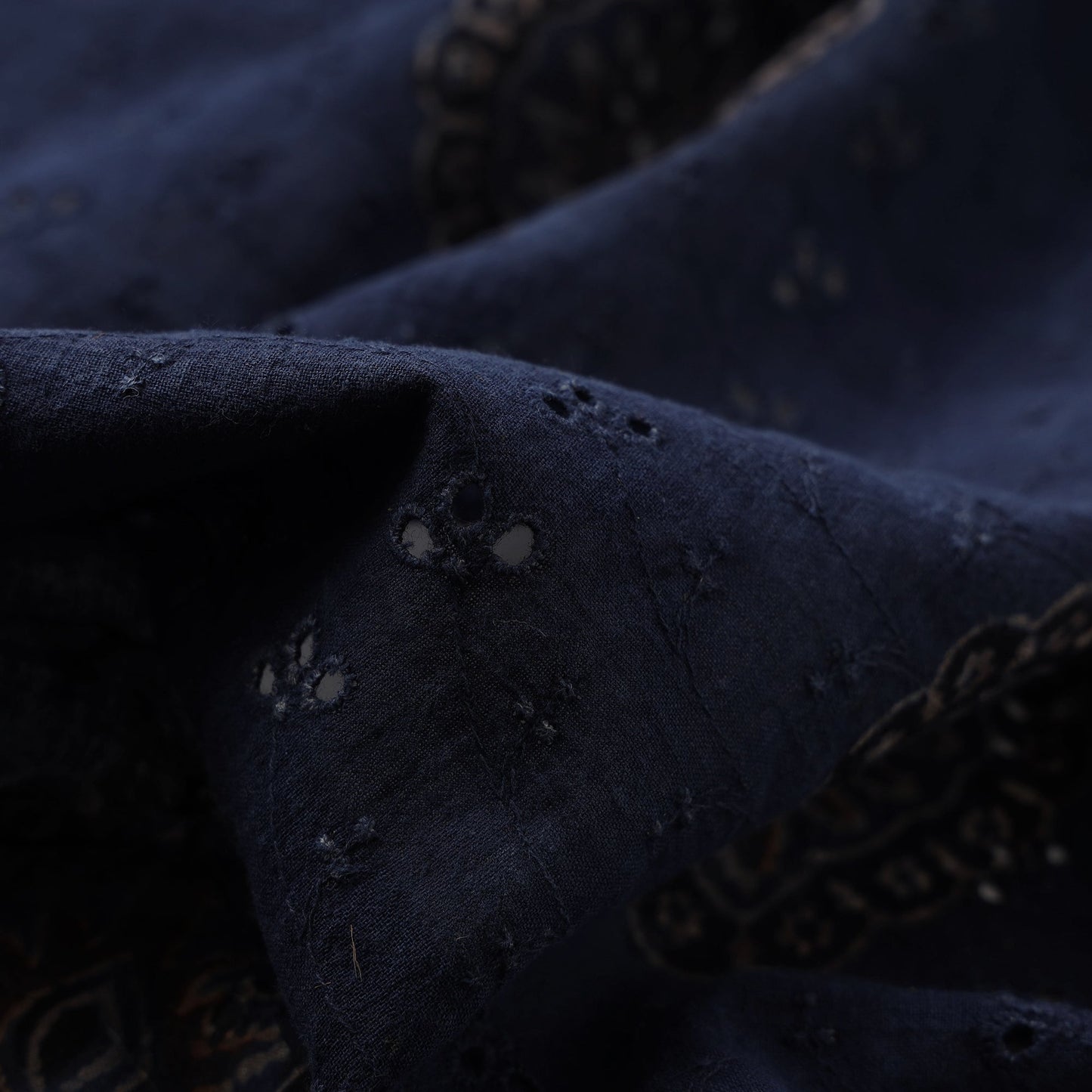 Hakoba natural dyed cotton fabric 32 - handcrafted