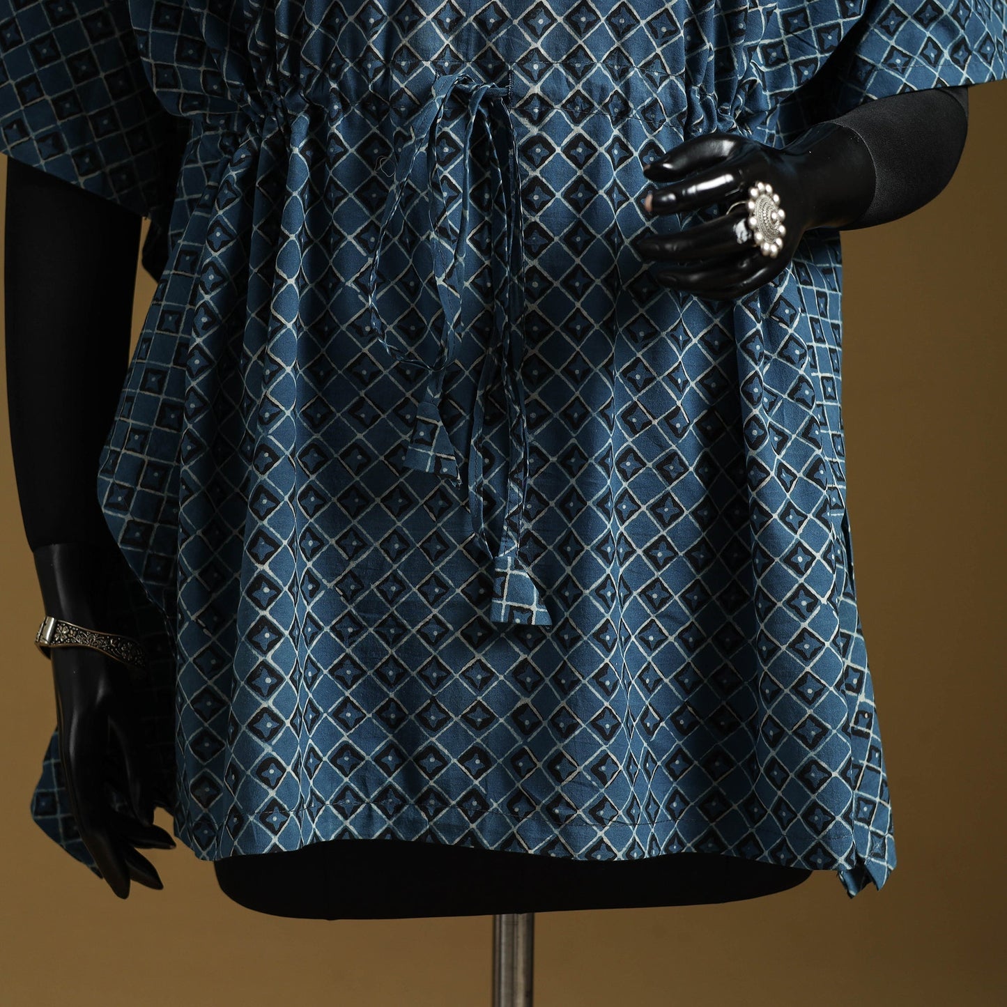 Hand akola short kaftan with tie-up waist 30 - handcrafted