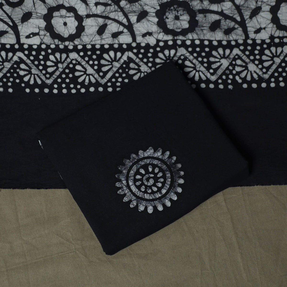 Hand batik cotton 3pc unstitched dress material 52