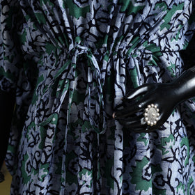 Hand batik cotton medium kaftan 47 - handcrafted