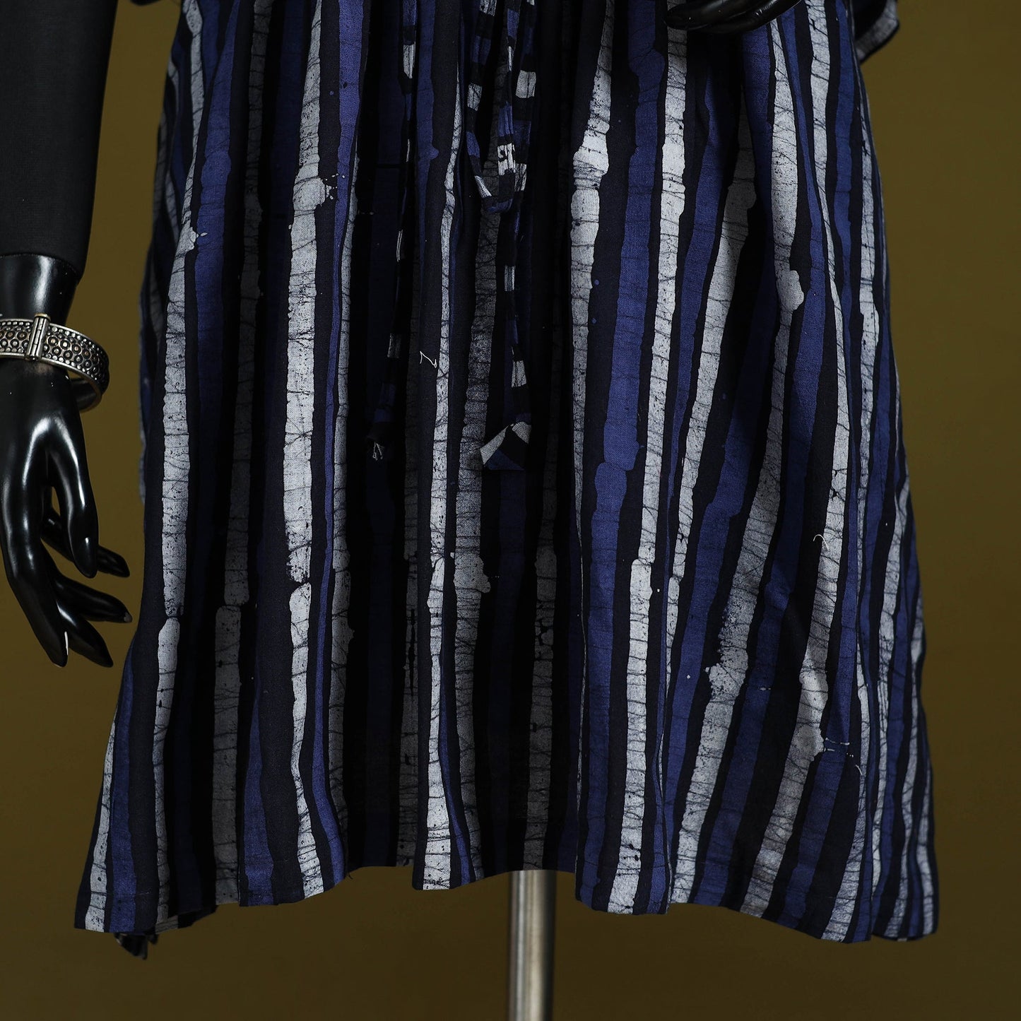 Hand batik cotton medium kaftan 53 - handcrafted