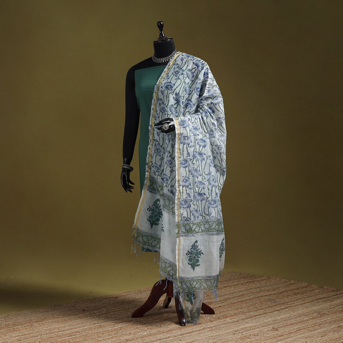 Hand chanderi silk sanganeri floral dupatta 51 - handcrafted