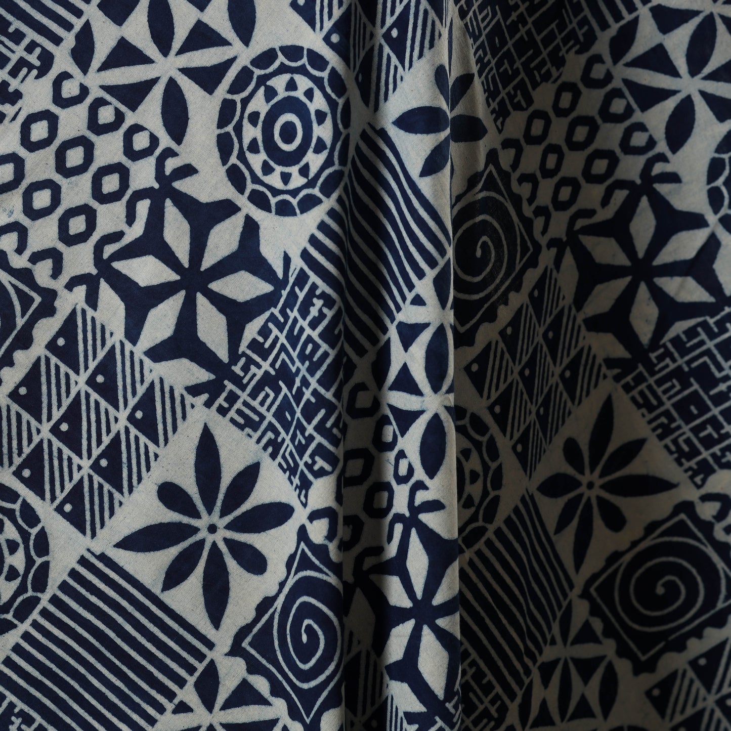 Blue - hand cotton indigo bagru fabric 01 - handcrafted