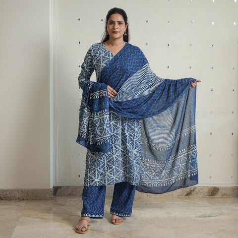 Buy Indigo Bagru Hand Block Print Kurta, Palazzo & Dupatta Set 
