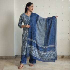 Buy Indigo Bagru Hand Block Print Kurta, Palazzo & Dupatta Set 