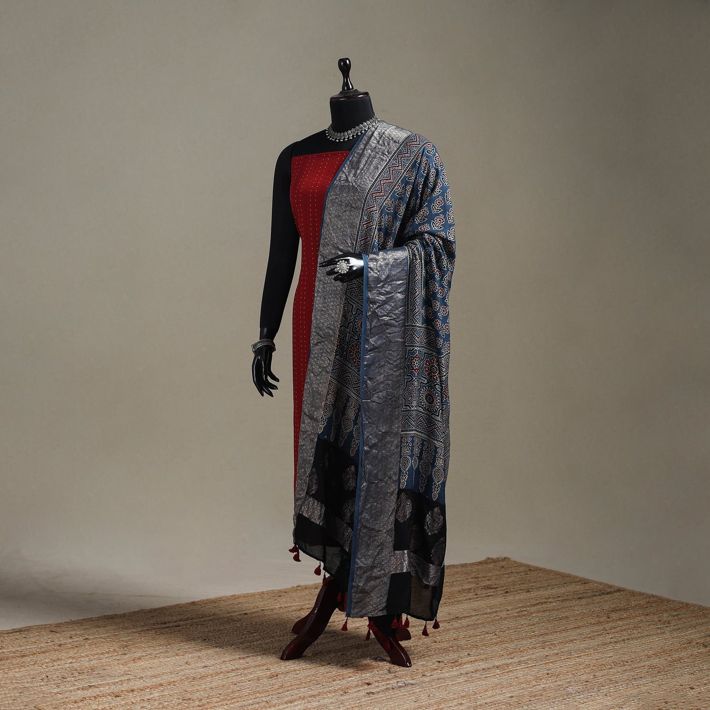 Hand natural dyed dola silk dupatta with zari border 45