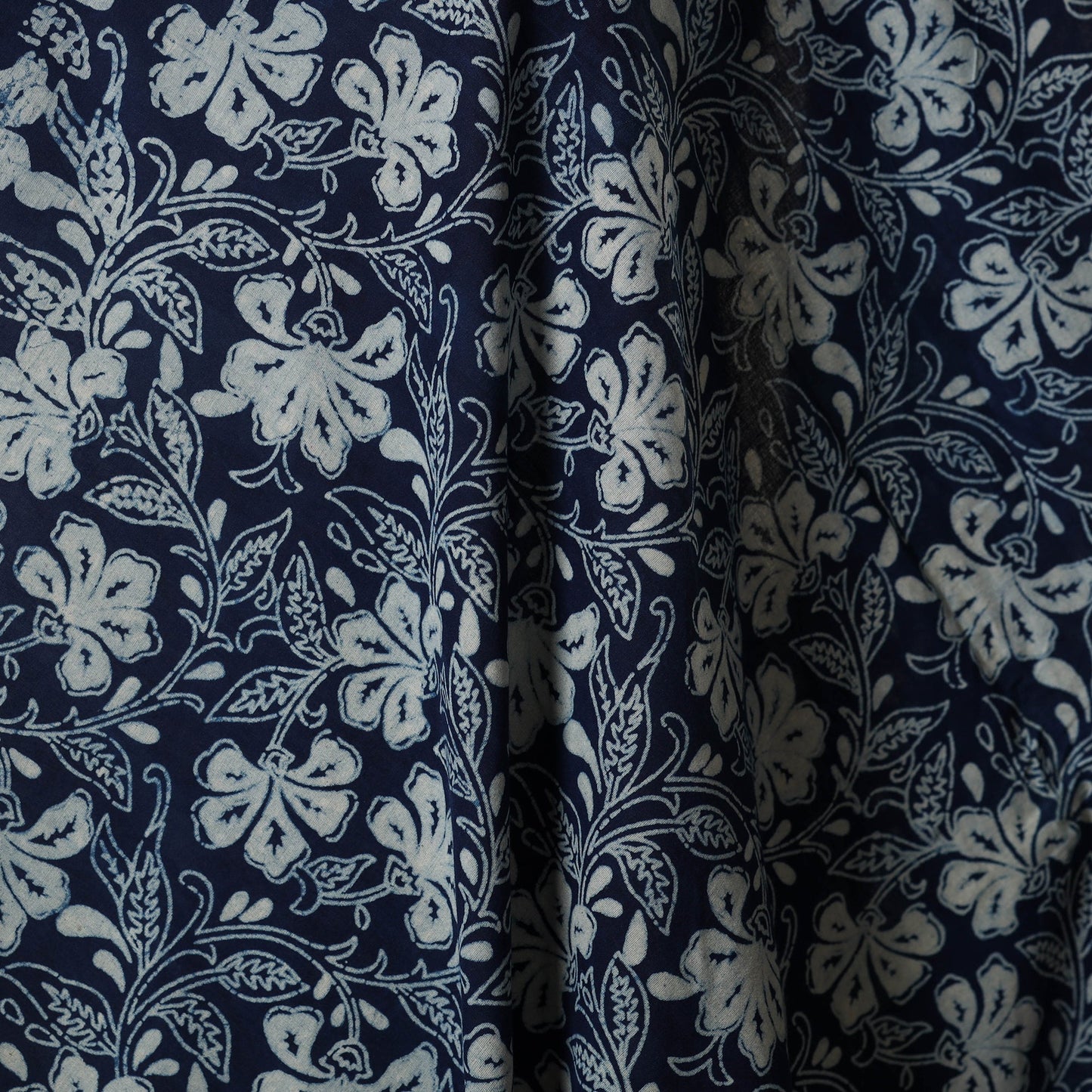 Blue - hand cotton indigo bagru fabric 02 - handcrafted