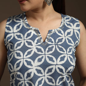 Hand embroidery cotton batik short kurta for women 09