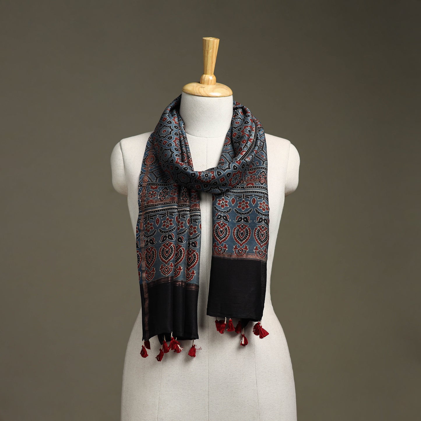 Hand natural dyed chanderi silk stole with tassels 08