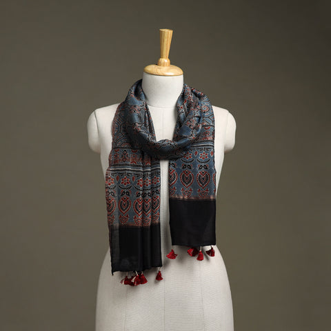 Hand natural dyed chanderi silk stole with tassels 09