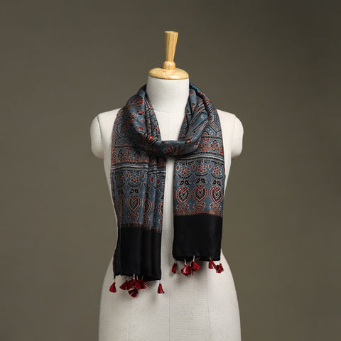 Hand natural dyed chanderi silk stole with tassels 10