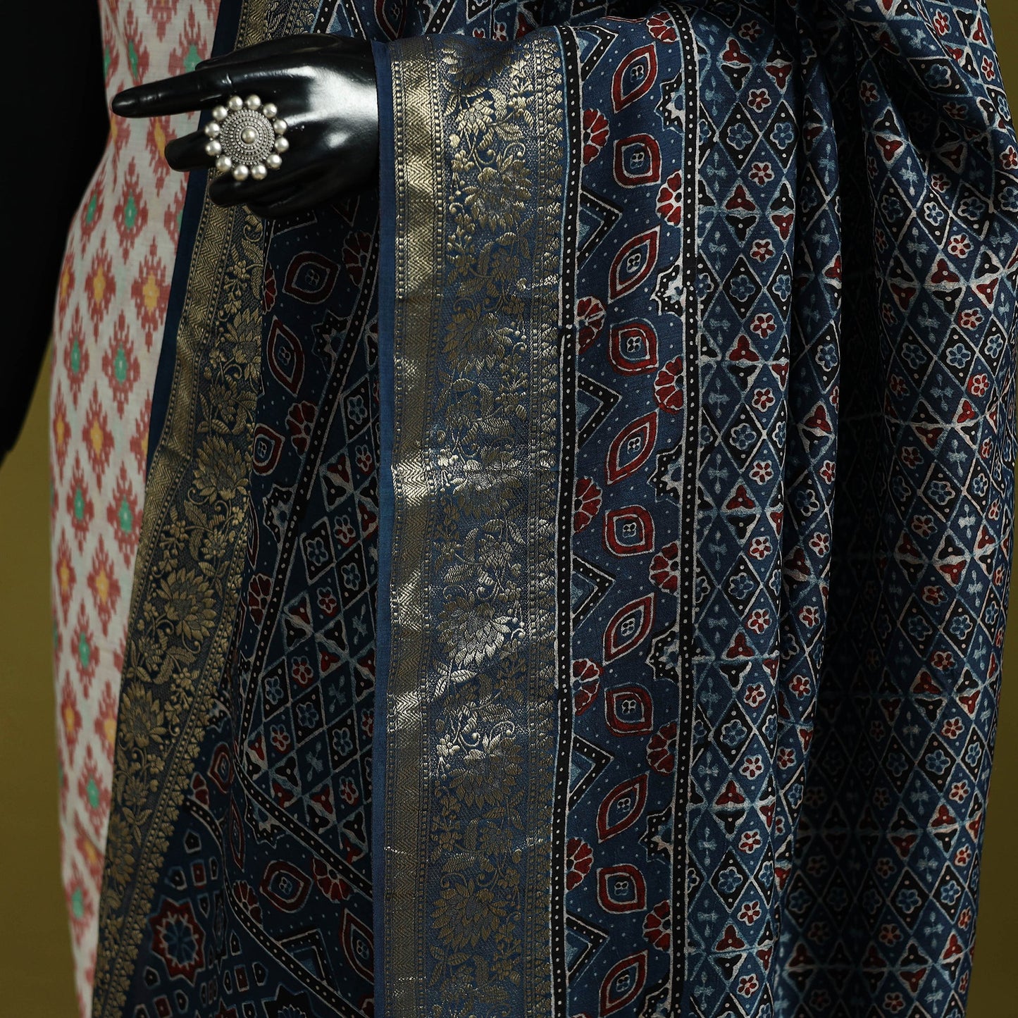 Hand natural dyed dola silk zari border dupatta