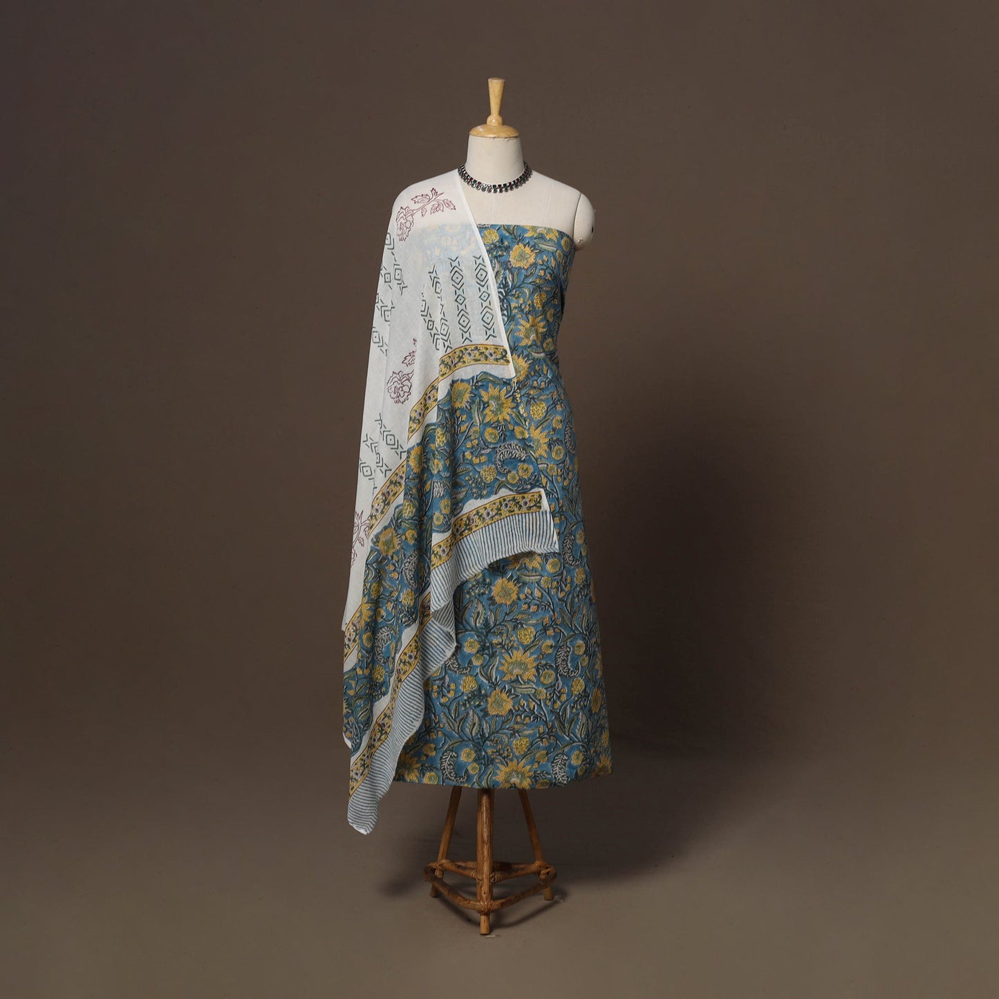 Hand sanganeri cotton 3pc unstitched dress material 33