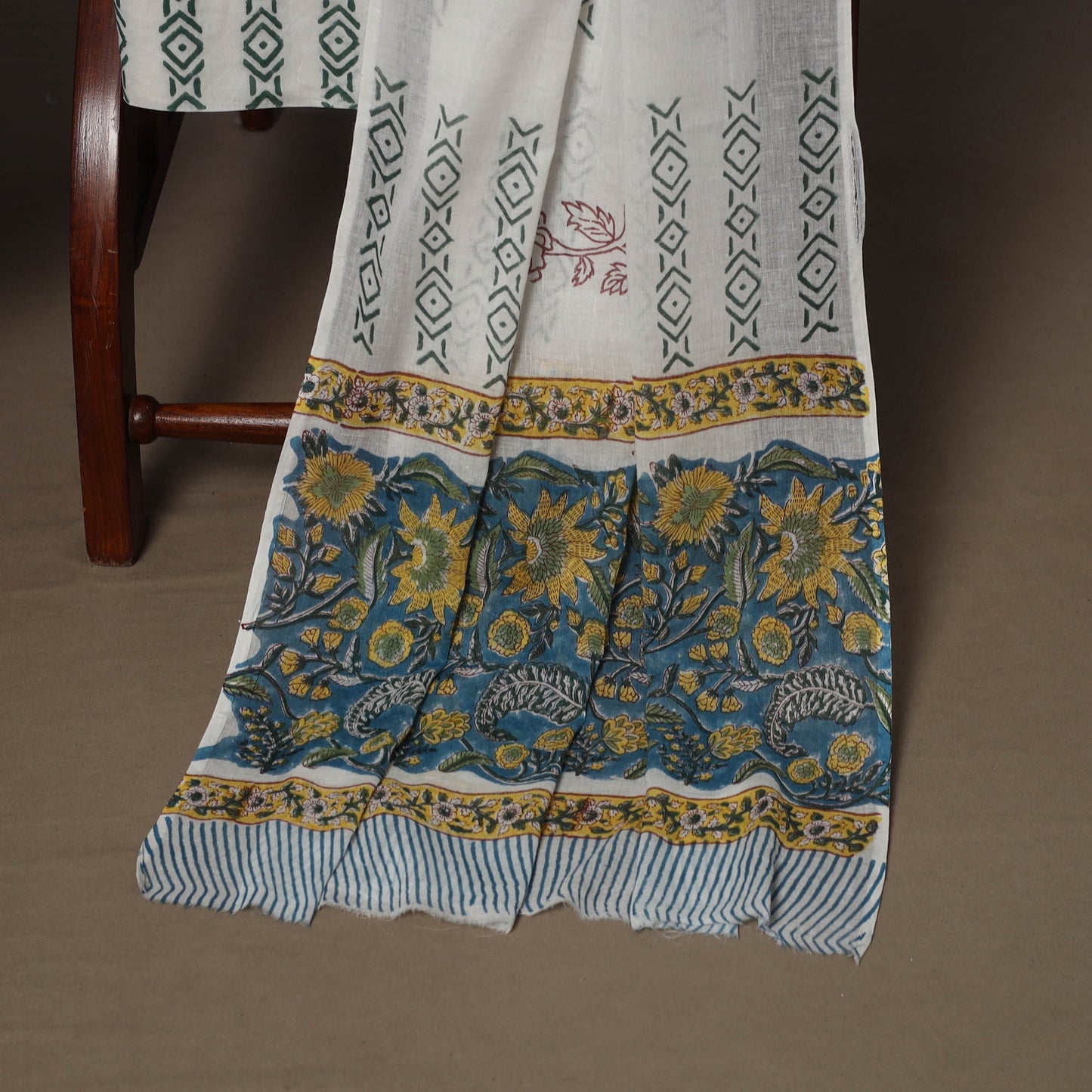 Hand sanganeri cotton 3pc unstitched dress material 33