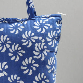 Blue Handcrafted Batik Printed Cotton Hand Bag 01