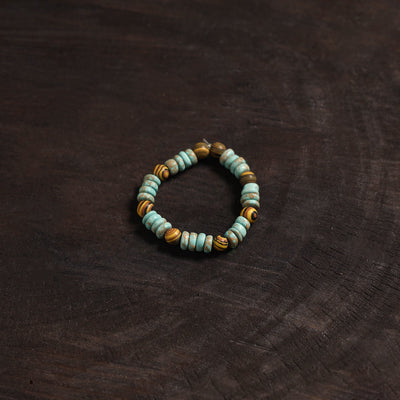 Handcrafted bead work bracelet 16