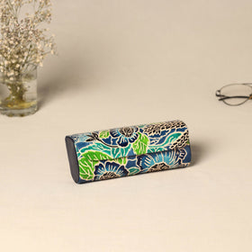 Handcrafted embossed leather spectacle case 03