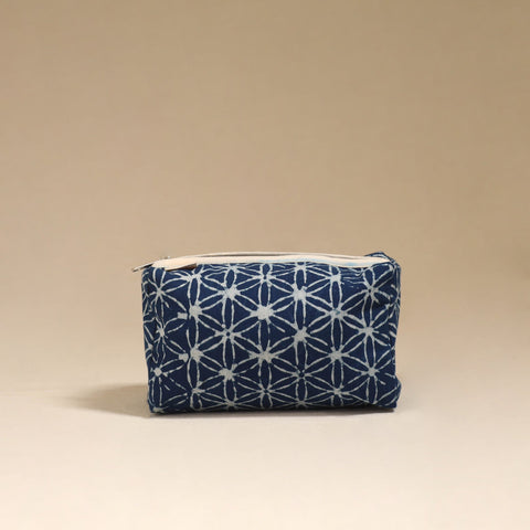 Handcrafted fabric toiletry bag 04