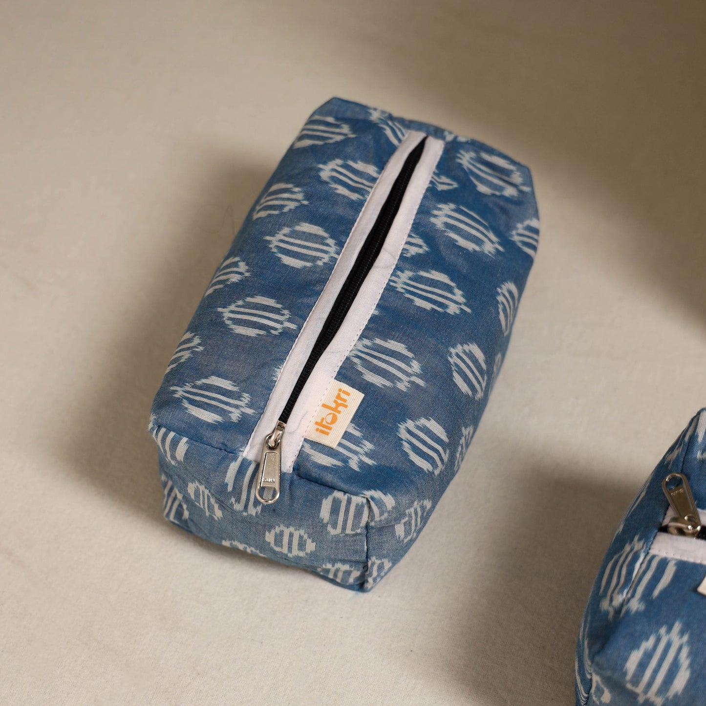 Handcrafted fabric toiletry bags (set of 3) 04