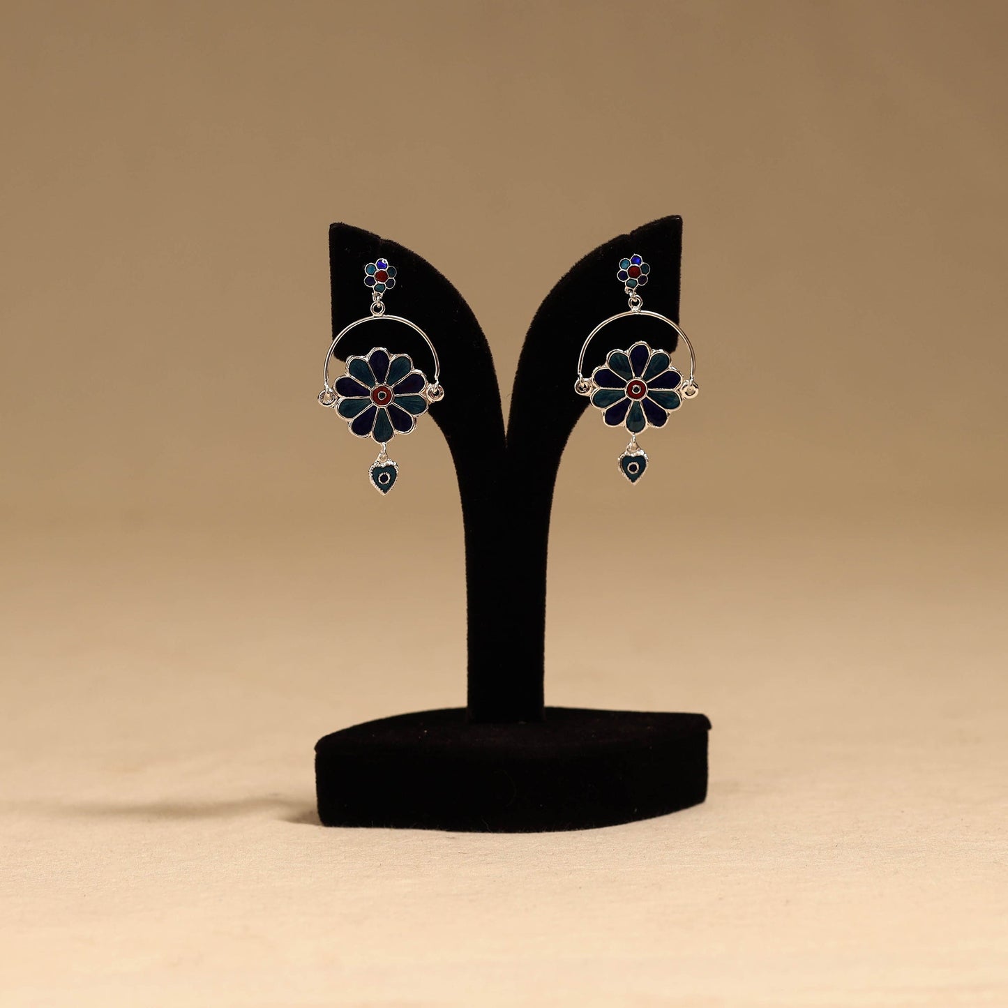 Handcrafted paka meenakari earrings 112
