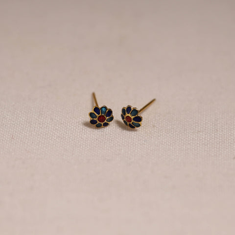 Handcrafted paka meenakari stud earrings 04
