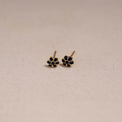 Handcrafted paka meenakari stud earrings 10