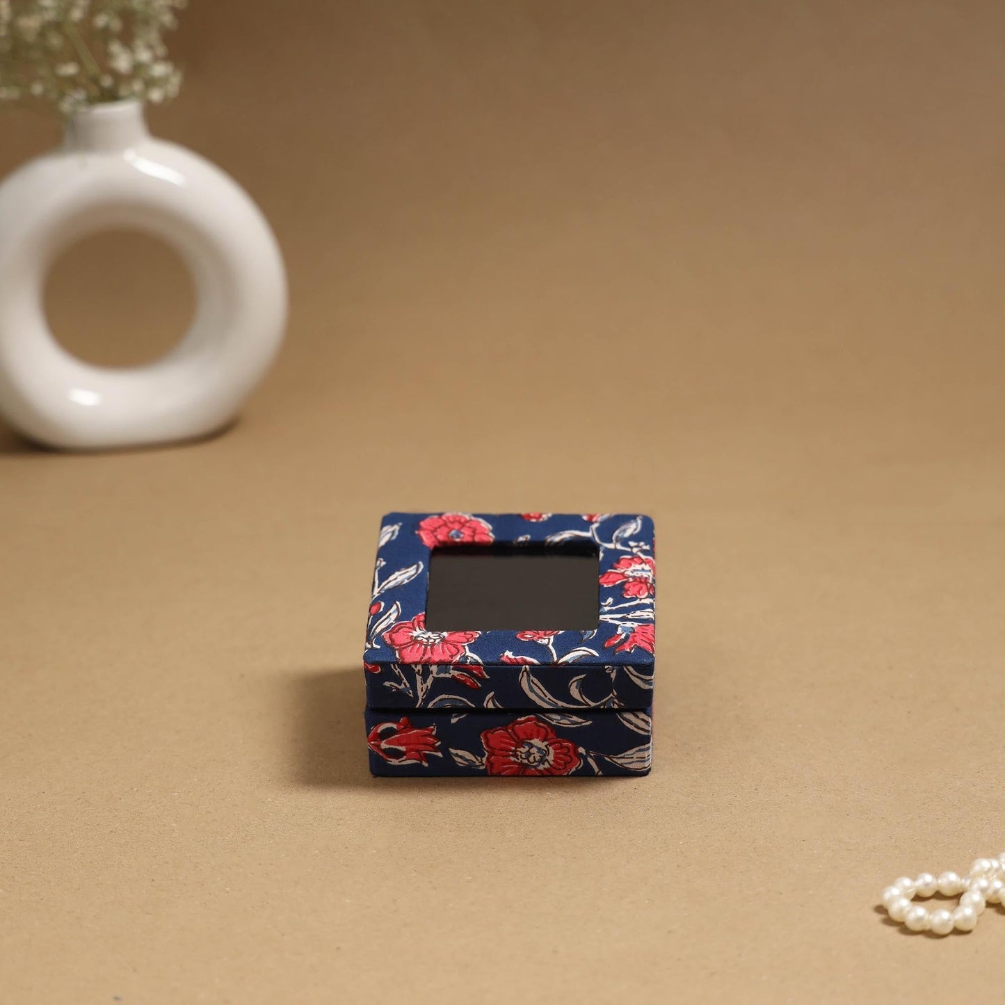 Handcrafted printed fabric ring/earring box 54