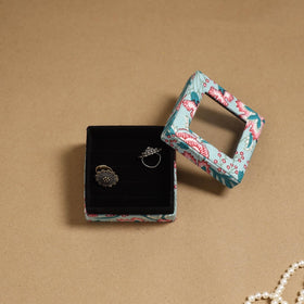 Handcrafted printed fabric ring/earring box 58
