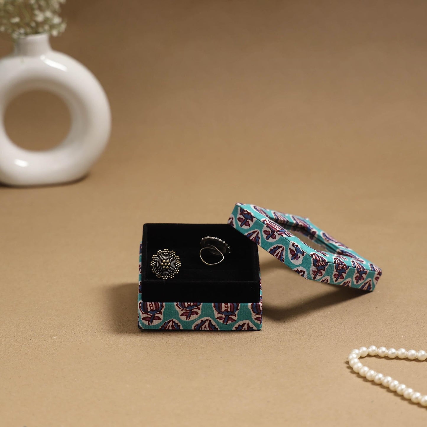 Handcrafted printed fabric ring/earring box 63