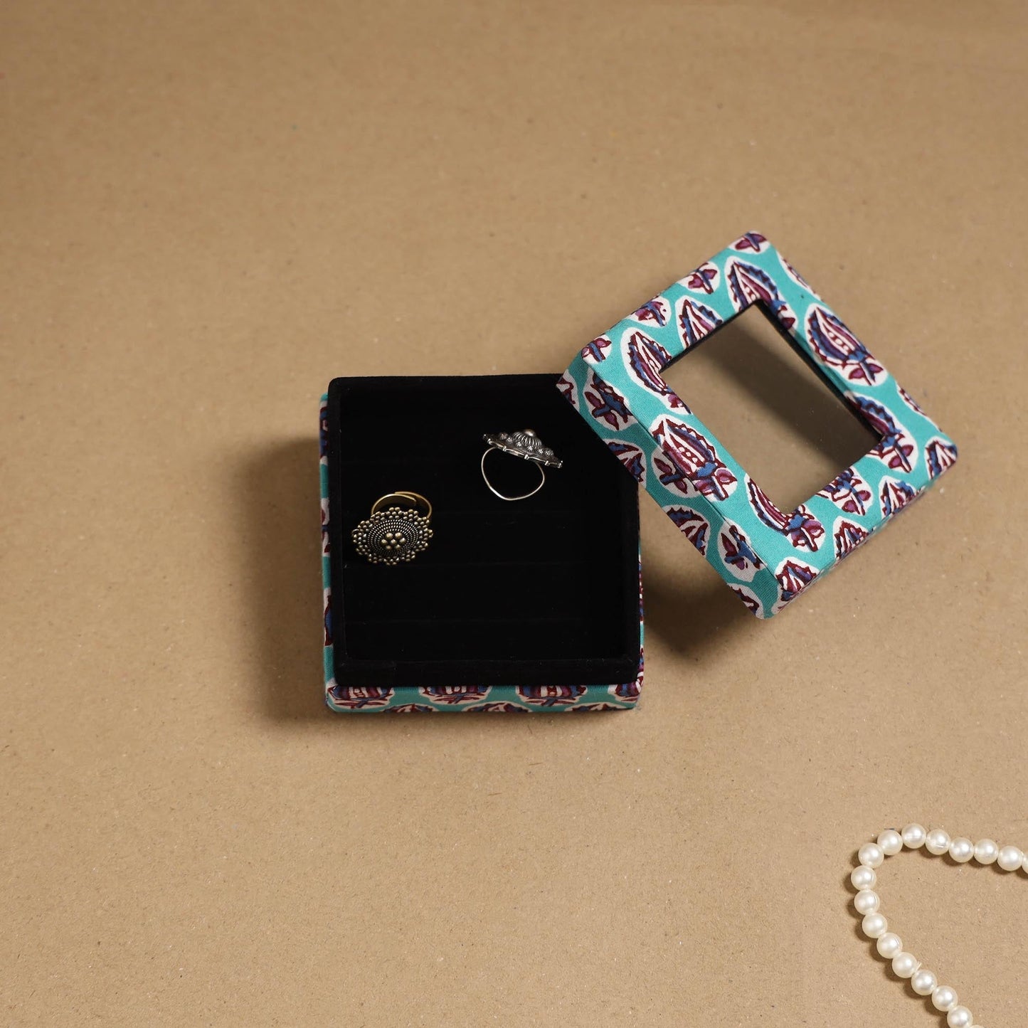 Handcrafted printed fabric ring/earring box 63