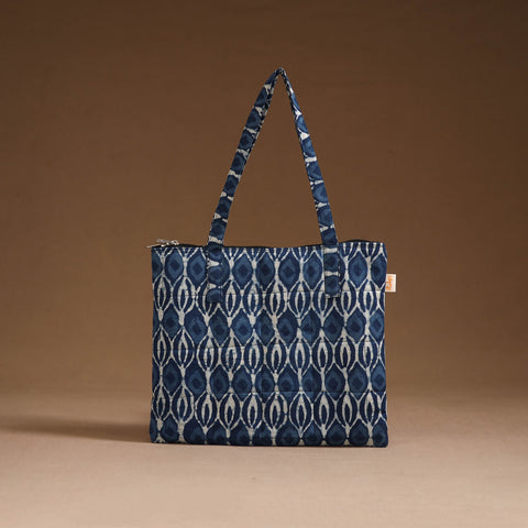 Handcrafted quilted handbag 04