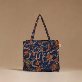 Handcrafted quilted handbag 05